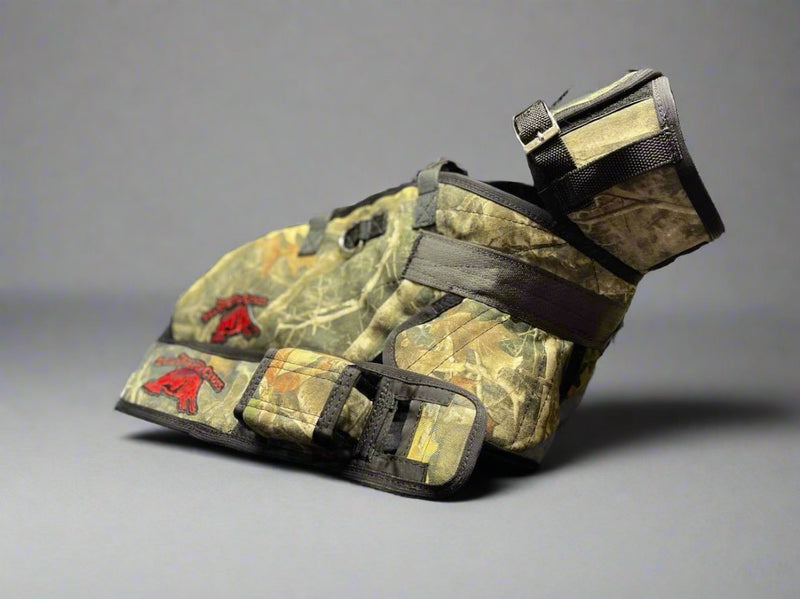 Load image into Gallery viewer, Ultra Flex Catch PRO Vest- Attached Collar/Leg Guards Lightweight - Southern Cross Cut Gear